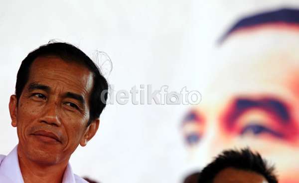 Jokowi: Besok Koalisi Tambah Satu Lagi  Evi's Daily Activity